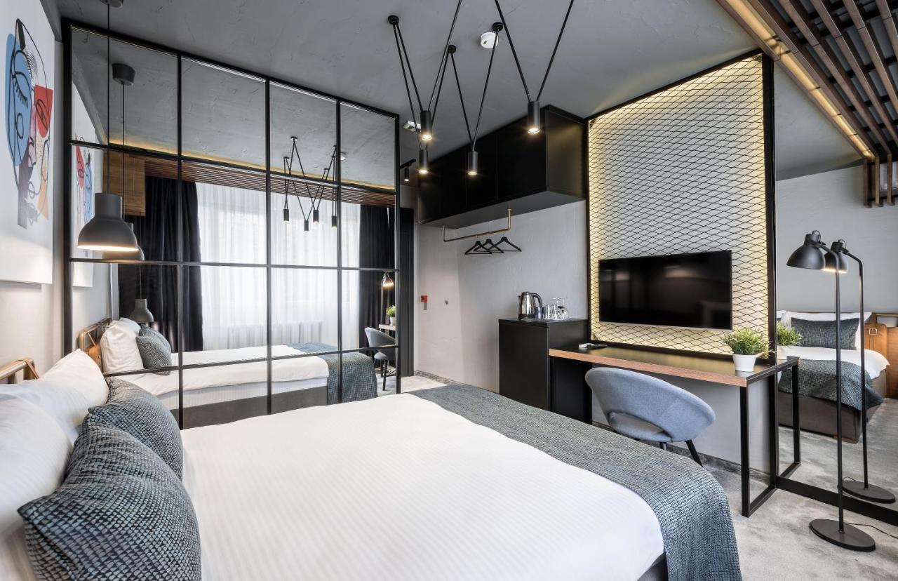 7 Rooms Suites ベオグラード エクステリア 写真