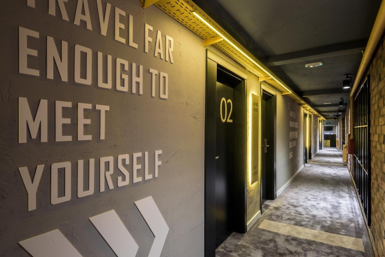 7 Rooms Suites ベオグラード エクステリア 写真